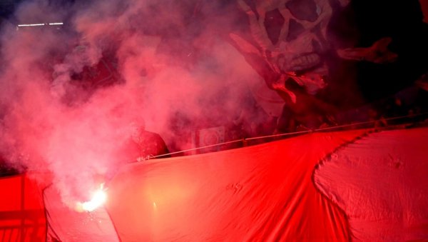 ХИТНО САОПШТЕЊЕ ДЕЛИЈА: Навијачи Црвене звезде се огласили пред меч са Јанг Бојсом у последњем колу Лиге шампиона ХИТНО САОПШТЕЊЕ ДЕЛИЈА: Навијачи Црвене звезде се огласили пред меч са Јанг Бојсом у последњем колу Лиге шампиона