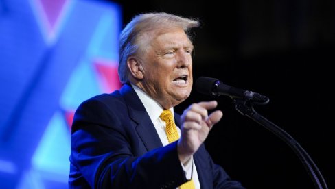 KAKVOG JE ZDRAVLJA DONALD TRAMP? Oglasila se Bela kuća KAKVOG JE ZDRAVLJA DONALD TRAMP? Oglasila se Bela kuća