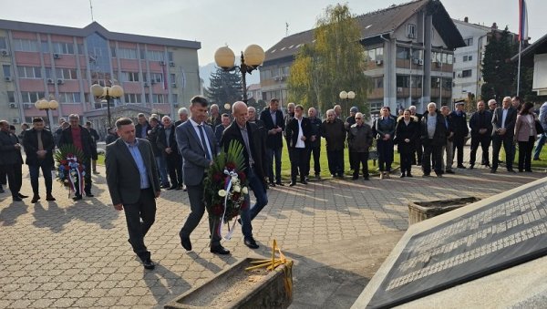 БОРАЧКА СЛАВА У УГЉЕВИКУ: Исписали странице слободе, мира и Републике Српске БОРАЧКА СЛАВА У УГЉЕВИКУ: Исписали странице слободе, мира и Републике Српске
