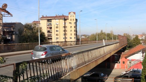 ZATVARANJE NADVOŽNJAKA: Izmena režima saobraćaja u Smederevu počinje da važi od 6. septembra ZATVARANJE NADVOŽNJAKA: Izmena režima saobraćaja u Smederevu počinje da važi od 6. septembra