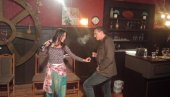 LJUBAV U TIŠINI: Borba sa predrasudama i stereotipima kojima je društvo sklono (FOTO) LJUBAV U TIŠINI: Borba sa predrasudama i stereotipima kojima je društvo sklono (FOTO)