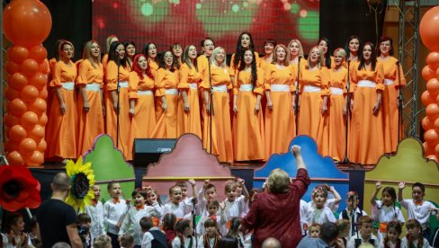 SEDAMDESET GODINA VRTIĆA U KIKINDI: Obeleženo sedam decenija Predškolske ustanove i 130 godina predškolstva ( Foto) SEDAMDESET GODINA VRTIĆA U KIKINDI: Obeleženo sedam decenija Predškolske ustanove i 130 godina predškolstva ( Foto)