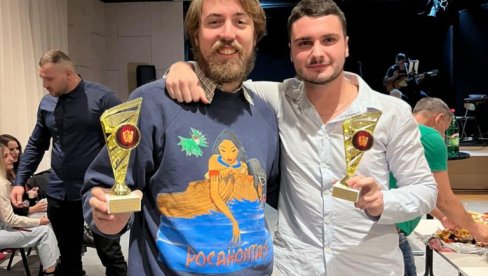 ZAVRŠEN FESTIVAL STUDENTSKOG TEATRA: Uručena priznanja mladim glumcima (VIDEO) ZAVRŠEN FESTIVAL STUDENTSKOG TEATRA: Uručena priznanja mladim glumcima (VIDEO)