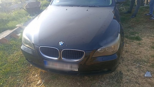 АКЦИЈА ПОЛИЦИЈЕ У КРАЉЕВУ: Заплењено 20 килограма марихуане АКЦИЈА ПОЛИЦИЈЕ У КРАЉЕВУ: Заплењено 20 килограма марихуане