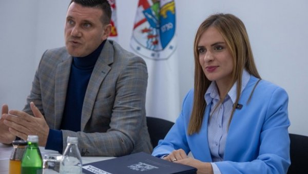 ПОМОЋ ЖЕНАМА ПРИ ФИНАНСИРАЊУ ВТО: Министарка Ђурђевић Стаменковски у Смедеревској Паланци ПОМОЋ ЖЕНАМА ПРИ ФИНАНСИРАЊУ ВТО: Министарка Ђурђевић Стаменковски у Смедеревској Паланци