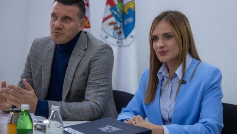 POMOĆ ŽENAMA PRI FINANSIRANJU VTO: Ministarka Đurđević Stamenkovski u Smederevskoj Palanci POMOĆ ŽENAMA PRI FINANSIRANJU VTO: Ministarka Đurđević Stamenkovski u Smederevskoj Palanci