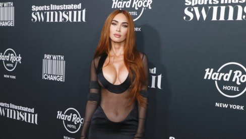 TRUDNA MEGAN FOKS: Glumica vest podelila u šok izdanju, potpuno gola i namazana crnim uljem (FOTO) TRUDNA MEGAN FOKS: Glumica vest podelila u šok izdanju, potpuno gola i namazana crnim uljem (FOTO)