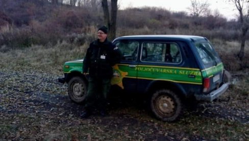 PRAVA SIROTINJA NE KRADE DRVA: Poljočuvari u Sivcu bore se protiv drvokradica koje žele laku zaradu PRAVA SIROTINJA NE KRADE DRVA: Poljočuvari u Sivcu bore se protiv drvokradica koje žele laku zaradu
