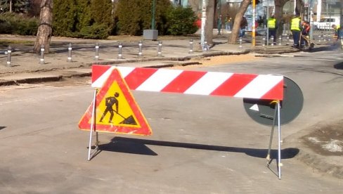 BRZA SAOBRAĆAJNICA: Obustava saobraćaja produžena do 27. decembra BRZA SAOBRAĆAJNICA: Obustava saobraćaja produžena do 27. decembra