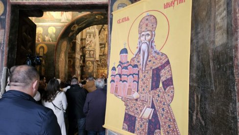 NAŠI HRAMOVI NA KIM DOKAZ DA SU SRBI SVOJI NA SVOME: Liturgijom u manastiru danas proslavljena ktitorska slava Gračanice - Sveti kralj Milutin NAŠI HRAMOVI NA KIM DOKAZ DA SU SRBI SVOJI NA SVOME: Liturgijom u manastiru danas proslavljena ktitorska slava Gračanice - Sveti kralj Milutin