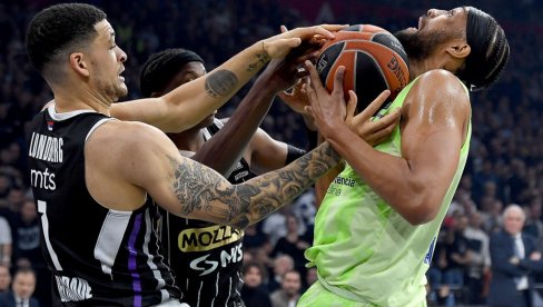EVROLIGA JE ODLUČILA: Evo ko sudi utakmicu Barselona - Partizan EVROLIGA JE ODLUČILA: Evo ko sudi utakmicu Barselona - Partizan