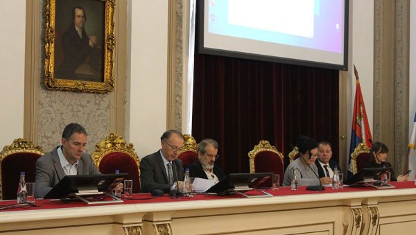 УНИВЕРЗИТЕТ У БЕОГРАДУ: На седници Сената разматрано више тема УНИВЕРЗИТЕТ У БЕОГРАДУ: На седници Сената разматрано више тема