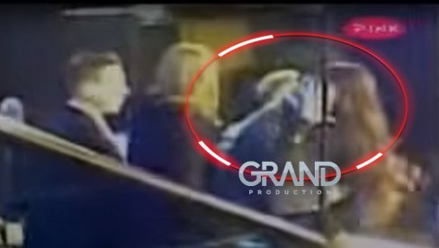 TUČA PEVAČICA U GRANDU Vidite snimak: Sramota me je (VIDEO) TUČA PEVAČICA U GRANDU Vidite snimak: Sramota me je (VIDEO)