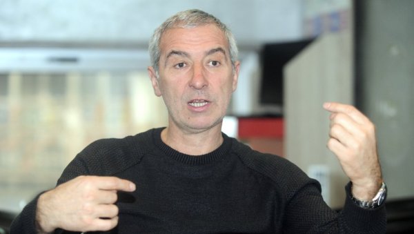 ФСС ДОНЕО НИЗ ВАЖНИХ МЕРА: Обезбедити боље сутра српском фудбалу! ФСС ДОНЕО НИЗ ВАЖНИХ МЕРА: Обезбедити боље сутра српском фудбалу!