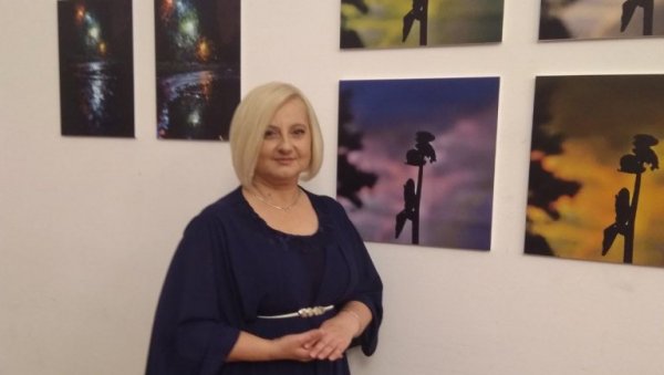 СВЕТЛОСТ АНДРИЈЕ ЧИКИЋА: Изложба и концерт – меморијал, у част малог генија убијеног у ОШВладислав Рибникар“ (ВИДЕО) СВЕТЛОСТ АНДРИЈЕ ЧИКИЋА: Изложба и концерт – меморијал, у част малог генија убијеног у ОШВладислав Рибникар“ (ВИДЕО)