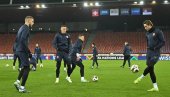 SRBIJA SPREMNA ZA ŠVAJCARSKU: Orlovi odradili trening pred meč Lige nacija (FOTO) SRBIJA SPREMNA ZA ŠVAJCARSKU: Orlovi odradili trening pred meč Lige nacija (FOTO)