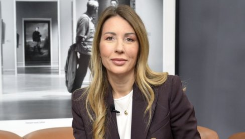 PORODILA SE DUBRAVKA ĐEDOVIĆ HANDANOVIĆ: Ministarka na svet donela devojčicu