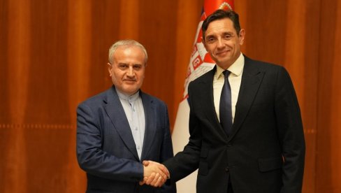 ZAHVALNOST NA RAZVIJANJU SARADNJE SA SRBIJOM: Vulin primio u oproštajnu posetu ambasadora Irana ZAHVALNOST NA RAZVIJANJU SARADNJE SA SRBIJOM: Vulin primio u oproštajnu posetu ambasadora Irana