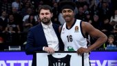BILO JE LUDILO! Smeće, limenke, led... Zek Ledej o duelima Partizana i Crvene zvezde BILO JE LUDILO! Smeće, limenke, led... Zek Ledej o duelima Partizana i Crvene zvezde