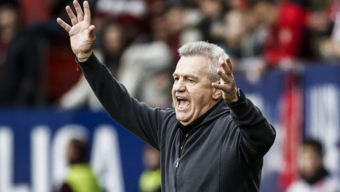 OŠTRA KAZNA: Honduras plaća papreno limenku koja je završila na glavi selektora Meksika OŠTRA KAZNA: Honduras plaća papreno limenku koja je završila na glavi selektora Meksika