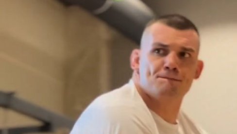 OVO JE NAJBOLNIJE! Darko Stošić nokautiran, a potom priznao ono što retko koji sportista priznaje (VIDEO) OVO JE NAJBOLNIJE! Darko Stošić nokautiran, a potom priznao ono što retko koji sportista priznaje (VIDEO)