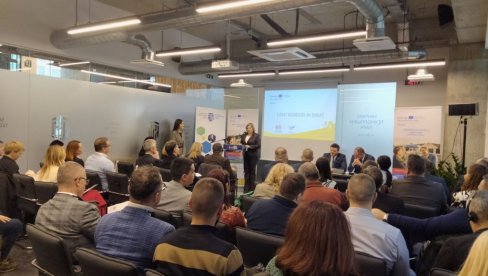 MEKA GRANICA IZMEĐU SRBIJE I MAĐARSKE: U Novom Sadu započet regionalni projekat prekogranične saradnje MEKA GRANICA IZMEĐU SRBIJE I MAĐARSKE: U Novom Sadu započet regionalni projekat prekogranične saradnje