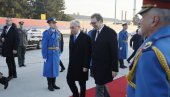 ВУЧИЋ ДОЧЕКАО ТОКАЈЕВА: Председник Казахстана стигао у Београд (ВИДЕО) ВУЧИЋ ДОЧЕКАО ТОКАЈЕВА: Председник Казахстана стигао у Београд (ВИДЕО)