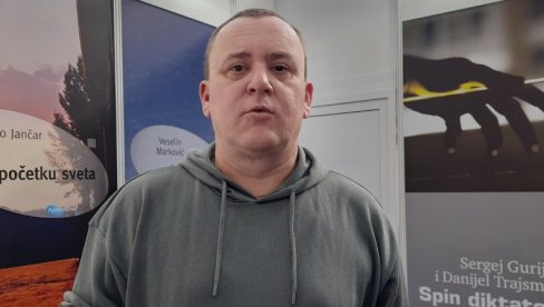 STRAH I NEMIR ZLIKOVCI NE OSEĆAJU: Pisac Uglješa Šajtinac o novom romanu Fajrflaj STRAH I NEMIR ZLIKOVCI NE OSEĆAJU: Pisac Uglješa Šajtinac o novom romanu Fajrflaj