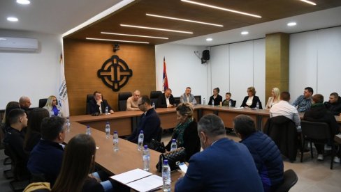 СРПСКА ЛИСТА: Ниједан од напада на нашу децу није доживео судски епилог (ФОТО) СРПСКА ЛИСТА: Ниједан од напада на нашу децу није доживео судски епилог (ФОТО)