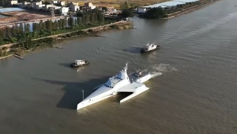 КИНА ПОКАЗАЛА ВОЈНУ СИЛУ! На сајми наоружања приказан запањујући војни арсенал (ФОТО/ВИДЕО) КИНА ПОКАЗАЛА ВОЈНУ СИЛУ! На сајми наоружања приказан запањујући војни арсенал (ФОТО/ВИДЕО)