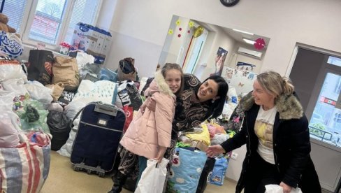 SVILAJNČANI OBEZBEDILI GARDEROBU: Humanitarna akcija za korisnike Centra za brigu o porodici SVILAJNČANI OBEZBEDILI GARDEROBU: Humanitarna akcija za korisnike Centra za brigu o porodici