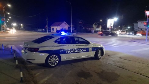 ФИЈАТОМ УДАРИО БИЦИКЛИСТУ: Ухапшен мушкарац из Власотинца, осумњичен за несрећу у којој је страдао мушкарац ФИЈАТОМ УДАРИО БИЦИКЛИСТУ: Ухапшен мушкарац из Власотинца, осумњичен за несрећу у којој је страдао мушкарац