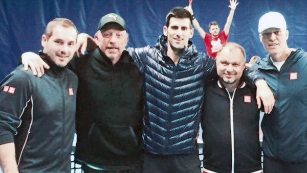 ЈЕДИНА И НЕПОНОВЉИВА: Трагедија у породици бившег тренера Новака Ђоковића ЈЕДИНА И НЕПОНОВЉИВА: Трагедија у породици бившег тренера Новака Ђоковића