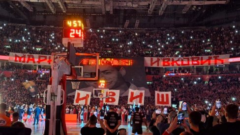 NESTVARNE SCENE: Ovo što su delije uradile na večitom derbiju Zvezda - Partizan se ne pamti (FOTO/VIDEO) NESTVARNE SCENE: Ovo što su delije uradile na večitom derbiju Zvezda - Partizan se ne pamti (FOTO/VIDEO)