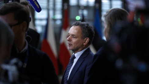 VELDKAMP IPAK NE IDE U IZRAEL: Holandski šef diplomatije odložio posetu zbog trenutnih okolnosti VELDKAMP IPAK NE IDE U IZRAEL: Holandski šef diplomatije odložio posetu zbog trenutnih okolnosti