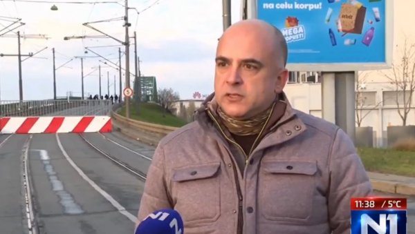 НОВА ФАЗА ЛУДИЛА ОПОЗИЦИЈЕ: Идемо у рат против машина (ВИДЕО) НОВА ФАЗА ЛУДИЛА ОПОЗИЦИЈЕ: Идемо у рат против машина (ВИДЕО)