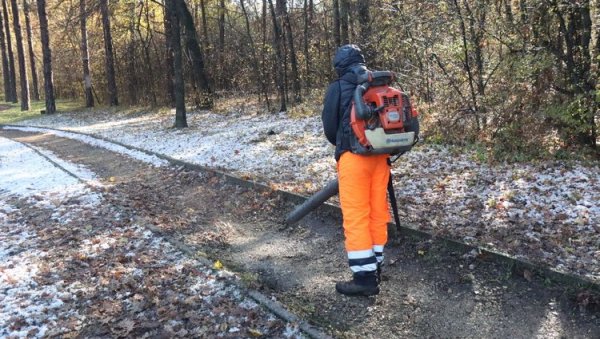 ОБРАДОВАЋЕ КРАГУЈЕВАЧКЕ СПОРТИСТЕ И РЕКРЕАТИВЦЕ: Почела реконструкција трим стазе у Шумарицама ОБРАДОВАЋЕ КРАГУЈЕВАЧКЕ СПОРТИСТЕ И РЕКРЕАТИВЦЕ: Почела реконструкција трим стазе у Шумарицама