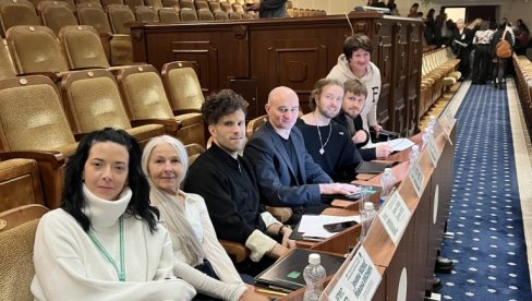 SRPKINJA ODLUČUJE O NAJBOLJIMA, PODUČAVA IGRAČE: Jovana Ikonić član žirija na 35. Internacionalnom festivalu koreografije u Belorusiji SRPKINJA ODLUČUJE O NAJBOLJIMA, PODUČAVA IGRAČE: Jovana Ikonić član žirija na 35. Internacionalnom festivalu koreografije u Belorusiji
