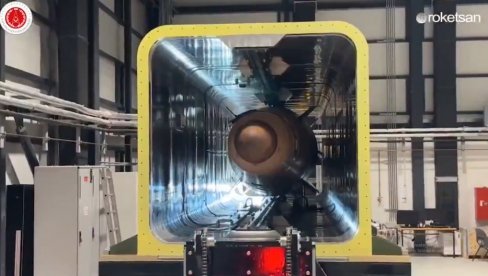 POSLE RUSIJE, JOŠ JEDNA ZEMLJA RAZVIJA MOĆNO ORUŽJE: DŽenk će imati domet preko 1.000 kilometara (VIDEO) POSLE RUSIJE, JOŠ JEDNA ZEMLJA RAZVIJA MOĆNO ORUŽJE: DŽenk će imati domet preko 1.000 kilometara (VIDEO)