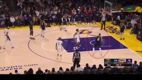 ODBOJKA? OD KOŠA DO KOŠA? MOŽE: Jokić zapanjio Amere, ne mogu da veruju šta je probao (VIDEO) ODBOJKA? OD KOŠA DO KOŠA? MOŽE: Jokić zapanjio Amere, ne mogu da veruju šta je probao (VIDEO)
