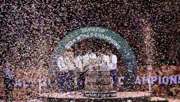 ПА, ДА ЛИ ЈЕ МОГУЋЕ... Жреб за Дејвис куп: Ево против кога Србија мора да игра