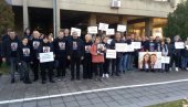 ПРАВДА ЗА ПОГИНУЛЕ ВЕРЕНИКЕ: Породице и пријатељи траже оштрије казне за бахате возаче ПРАВДА ЗА ПОГИНУЛЕ ВЕРЕНИКЕ: Породице и пријатељи траже оштрије казне за бахате возаче