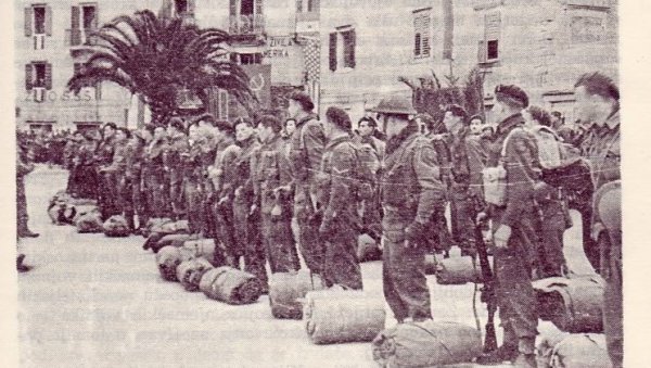 ФЕЉТОН - ТИТОВ ПОКРЕТ ПРЕУЗИМА ВОДЕЋУ УЛОГУ НА БАЛКАНУ: Приличан број америчких агената радио је за НКВД, Совјети тако знали шта се догађа ФЕЉТОН - ТИТОВ ПОКРЕТ ПРЕУЗИМА ВОДЕЋУ УЛОГУ НА БАЛКАНУ: Приличан број америчких агената радио је за НКВД, Совјети тако знали шта се догађа