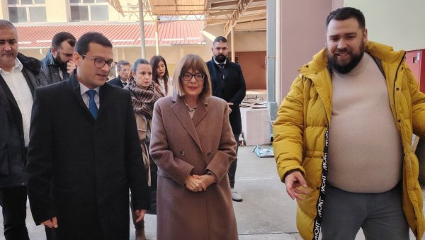 ПОКРАЈИНА УВЕК УЗ ВРЕДНЕ ЉУДЕ: Председница Владе Војводине, Маја Гојковић, боравила у радној посети Кикинди ПОКРАЈИНА УВЕК УЗ ВРЕДНЕ ЉУДЕ: Председница Владе Војводине, Маја Гојковић, боравила у радној посети Кикинди