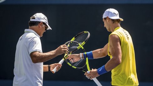UVEK JE BIO SA OBE NOGE NA ZEMLJI: Toni Nadal o Rafinom povlačenju UVEK JE BIO SA OBE NOGE NA ZEMLJI: Toni Nadal o Rafinom povlačenju