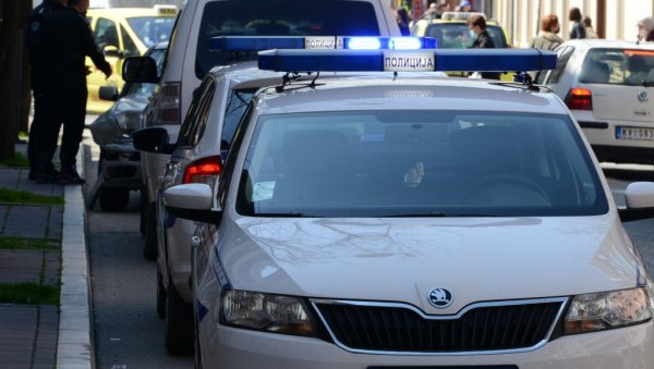 УХАПШЕН ПРЕВАРАНТ: Акција краљевачке и крушевачке полиције УХАПШЕН ПРЕВАРАНТ: Акција краљевачке и крушевачке полиције