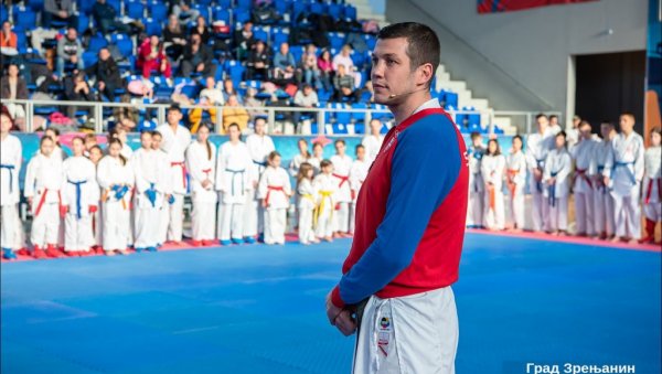 ВИШЕ ОД ПОЛА ВЕКА НА ОБАЛАМА БЕГЕЈА: Град Зрењанин обележио педесет пет година каратеа ВИШЕ ОД ПОЛА ВЕКА НА ОБАЛАМА БЕГЕЈА: Град Зрењанин обележио педесет пет година каратеа