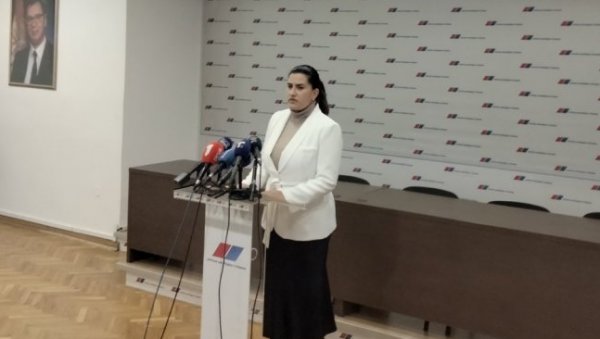 СВЕ ШТО ИЗГОВОРИ ЈЕСТЕ РЕЗУЛТАТ МАНИПУЛАЦИЈЕ Дина Вучић: Мариника Тепић да престане да обмањује јавност СВЕ ШТО ИЗГОВОРИ ЈЕСТЕ РЕЗУЛТАТ МАНИПУЛАЦИЈЕ Дина Вучић: Мариника Тепић да престане да обмањује јавност