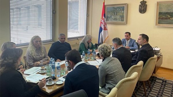 САСТАНАК У КООРДИНАЦИОНОМ ТЕЛУ: Пројекти за развој Бујановца, Прешева и Медвеђе САСТАНАК У КООРДИНАЦИОНОМ ТЕЛУ: Пројекти за развој Бујановца, Прешева и Медвеђе