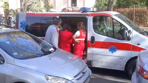 HTELI SMO DA IZBEGNEMO SUDAR, PA SMO UDARILI U ŽENE: Suvozač iz golfa, tvrdi da ih je isekao drugi auto na Banjici